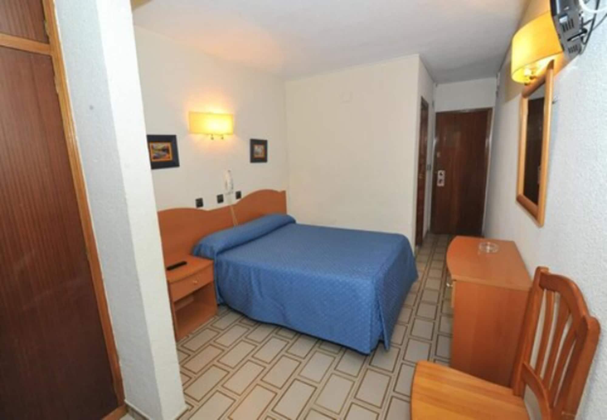 Hostal Goyma I San Fernando De Henares Buitenkant foto